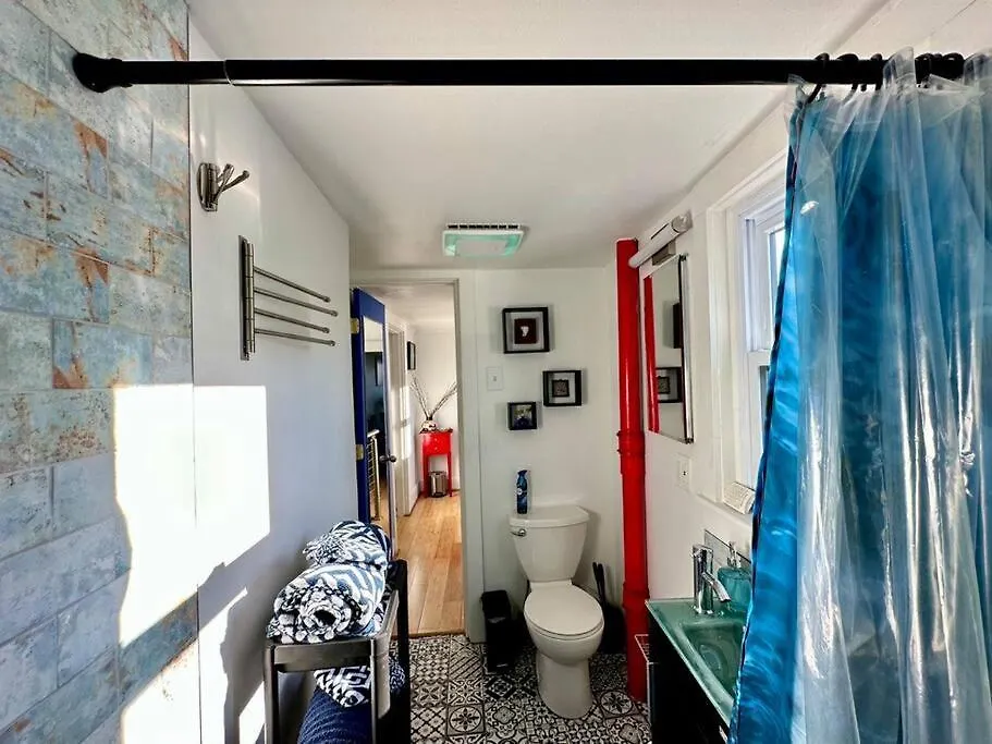Unique Artsy 2 Bdrm Apt 1.5 Mi From Downtown Pittsburgh United States